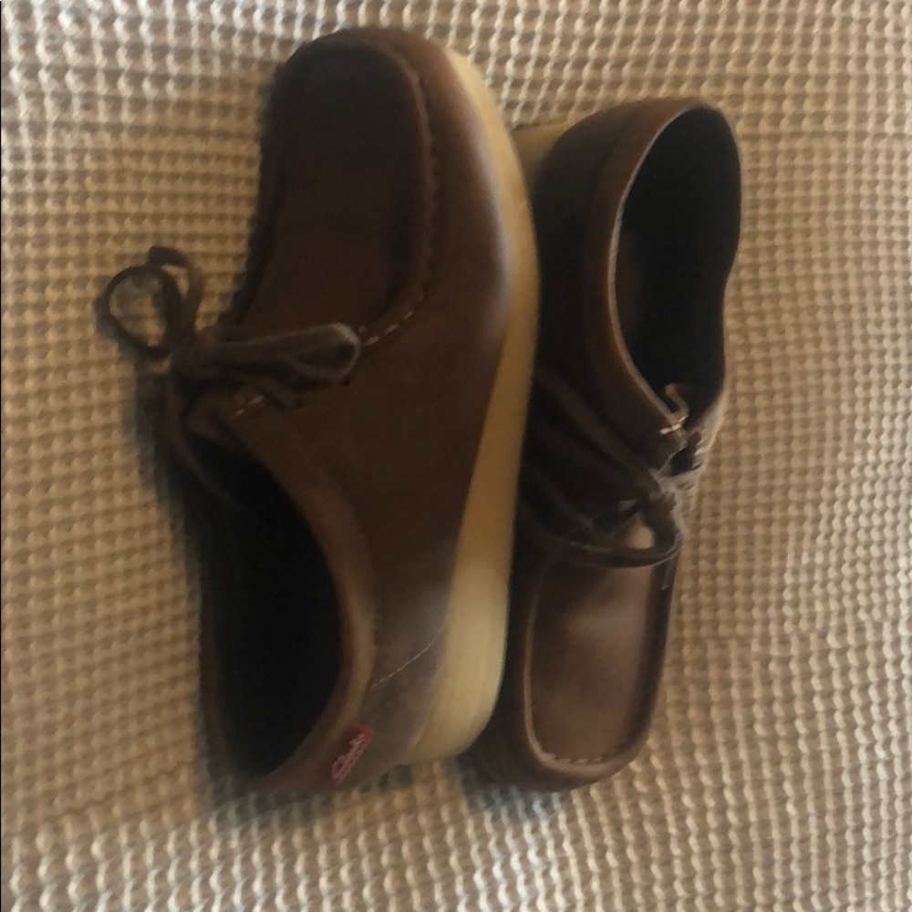 Clark’s brown shoe